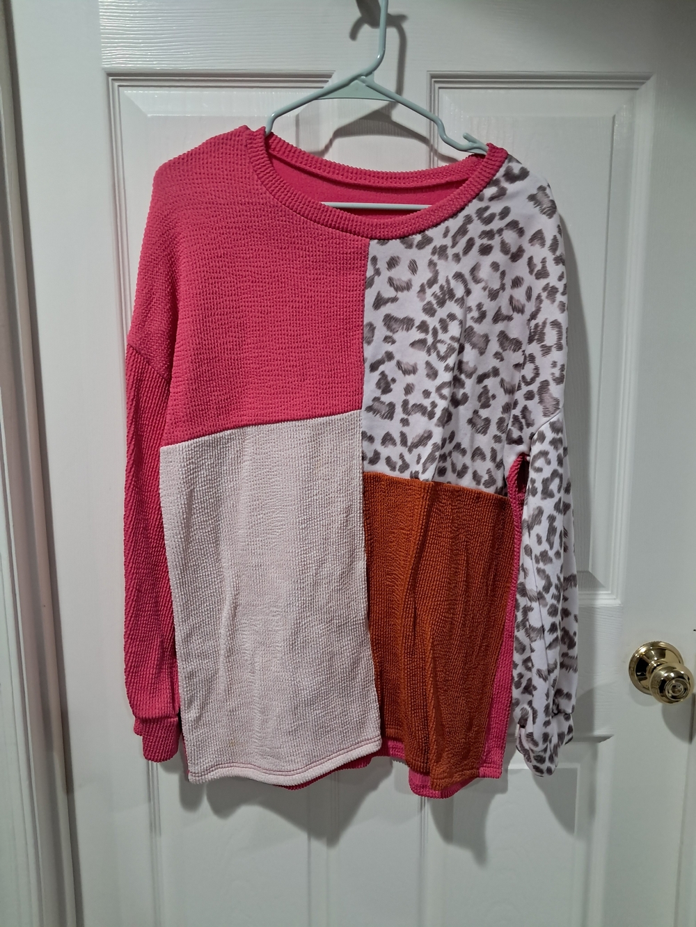 Pink and leopard print sweater A-11 #leopardprint #knitwear